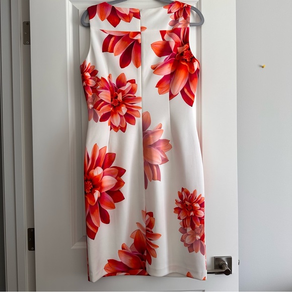 Calvin Klein floral mini dress - Picture 3 of 4